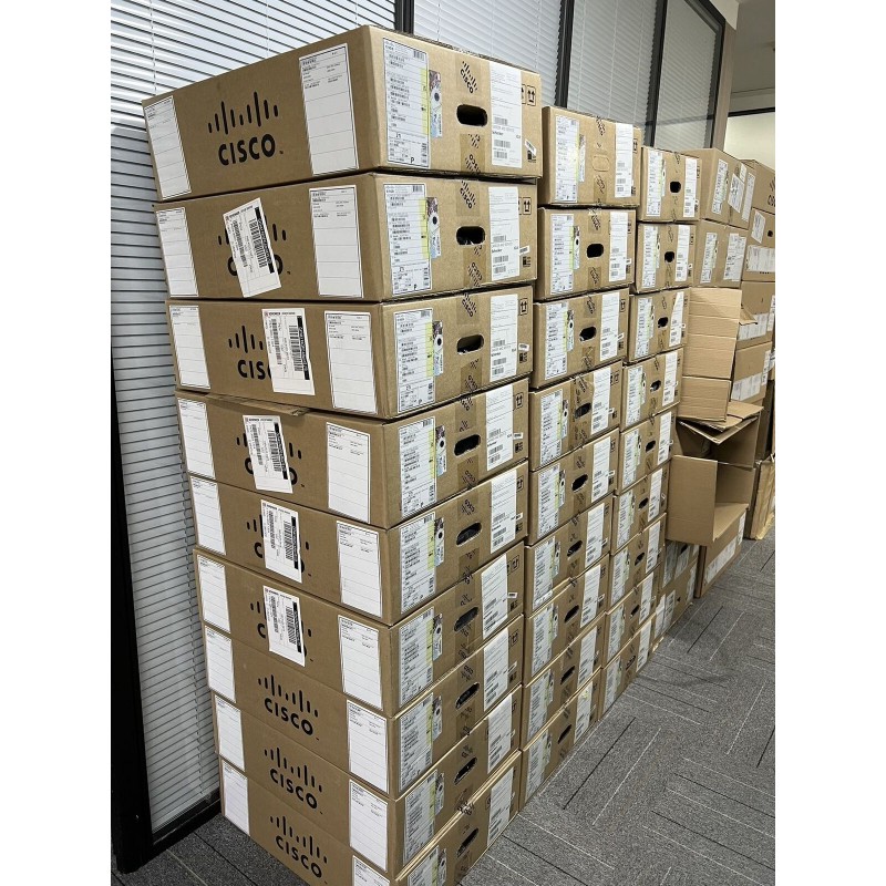 Catalyst 9200L 24-port PoE+, 4 x 1G, Network Essentials